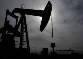 Удар по нефтянке РФ страшнее, чем кажется: Крутихин назвал главную цель украинских дронов