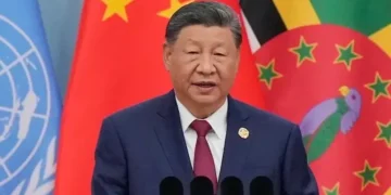Китай відправляє астронавтів на річну місію в космос і готується до планів на Місяць