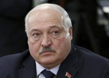 У Лукашенка заявили про першу з 2022 року розмову з Макроном
