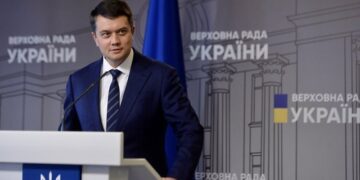 Нардеп Разумков назвав пропозицію Мерца щодо “асоційованого членства” України в ЄС некоректною