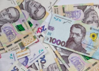 Социальные выплаты в мае: как работает новая модель помощи малообеспеченным семьям