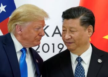 FT: Си сказал Трампу, что Путин может пожалеть о вторжении в Украину