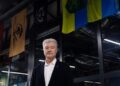 Демократія в Україні має здорову імунну систему, здатну боротись із корупцією, переконаний Порошенко