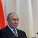 Путін підписав закон про списання боргів новим контрактникам