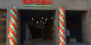 Популярна мережа супермаркетів оголосила про закриття: що відомо