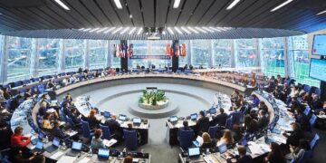 ЄС отримав право запроваджувати санкції за участь у блокуванні Ормузу та інших діях Ірану щодо обмеження свободи судноплавства