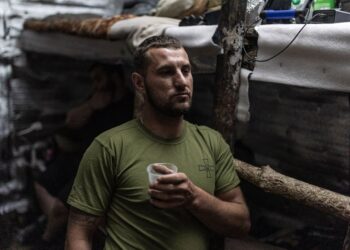 Єврокомісія не виключає використання частини кредиту ЄС на зарплати військовим