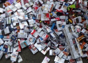 У Києві двоє чоловіків обікрали кіоски з цигарками на майже 300 тис. грн