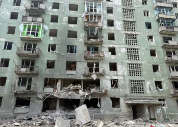 рф скинула три авіабомби на багатоповерхівки у Дружківці, п'ятеро поранених