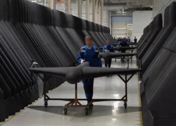 росія б’є по Україні "шахедами" та ракетами прямо з заводських цехів – "Флеш"