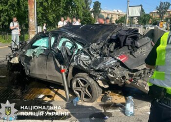 У Києві затримано водія Mercedes за ДТП з чотирма загиблими, він під конвоєм – поліція