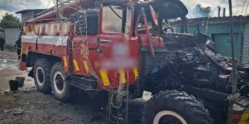 На Сумщині росіяни кілька разів обстрілювали рятувальників ДСНС