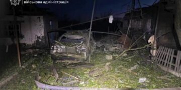Троє людей постраждали внаслідок авіаудару по Запорізькому району