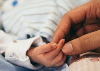 У ніч масштабної атаки на столицю у Перинатальному центрі народилося четверо малюків