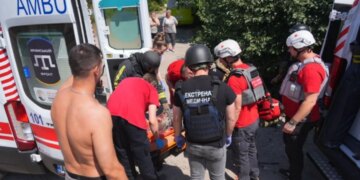 Кількість жертв російського удару по Запоріжжю зросла до двох, постраждали 16 людей