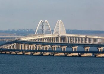 Британская разведка: удары по Крыму открывают Украине путь к Крымскому мосту