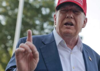 Трамп має намір скоротити штат Національної розвідки