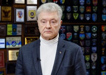Порошенко про відкриття кластера “Основи”: швидкість і успіх переговорного процесу залежатимуть від України