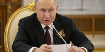 Что заставит Путина сесть за стол переговоров: генерал назвал условие