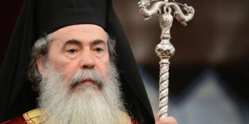 Єрусалимський патріарх може виступити посередником у переговорах між Росією та Україною – ЗМІ
