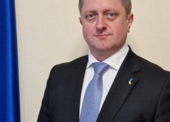 Посол Зварич відмовився від польського ордену на протест проти руйнування спадщини примирення між країнами