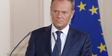 Зеленський має продемонструвати добру волю і знайти вихід з кризи навколо підрозділу імені Героїв УПА – Туск