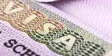 Низка країн ЄС вимагає від Брюсселя посилити правила в’їзду для росіян до Шенгенської зони – ЗМІ