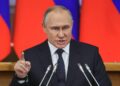 Доброхотов назвал два сценария, при которых режим Путина может рухнуть