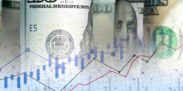Долар побив усі рекорди, євро росте: курс на 3 червня та що чекати від валюти до кінця тижня