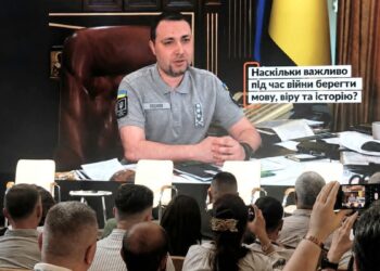 Буданов: Допоки триває війна, політичні процеси на паузі. Про це говорить Конституція