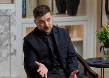 Зеленский предложил купить ракеты для Украины на деньги Абрамовича от продажи Chelsea