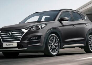 Украинцы массово скупают новые авто на бензине: сколько стоит самая популярная модель