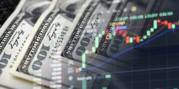 Долар на новому максимумі, євро росте: який курс встановив НБУ на 2 червня