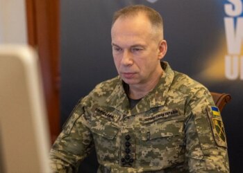 Темпи просування російських військ скоротилися вдвічі – Сирський