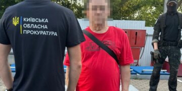 На Київщині чоловіка підозрюють у замовленні вбивства колишньої дружини за 10 000 доларів