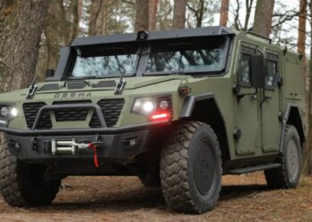 Міноборони допустило до експлуатації український аналог Humvee та оновлений бронеавтомобіль MRAP