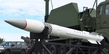 Коли Україна зможе виробляти ракети до Patriot?