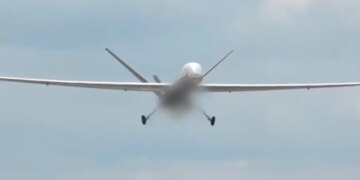 рф показала незвичну версію БПЛА "Орион", з якого запускає ракети "Бандероль" по Україні