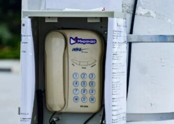 рф повертає Крим у минуле: в окупованих містах встановлюють таксофони – ЦПД