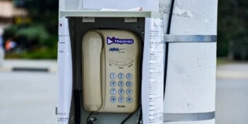 рф повертає Крим у минуле: в окупованих містах встановлюють таксофони – ЦПД