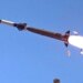 Щонайменше 5 ракет атакували Київ, у кількох районах спалахнули пожежі, атака триває