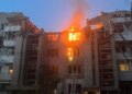 У Львові після ракетної атаки горять житлові будинки, під завалами можуть бути люди