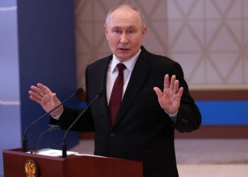 Путін планує ще три роки війни та шукає кошти