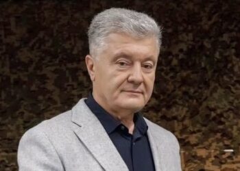 Активізація дипломатії з США відкриває вікно можливостей для припинення вогню, вважає Порошенко