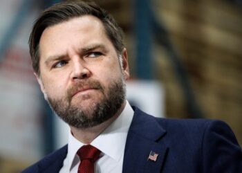 The Sunday Times: Вэнс сменил тон по Украине – что он сказал о войне