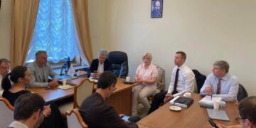 “Європейська солідарність” на зустрічі з Корецьким порушила питання суб’єктності парламенту та уряду – Геращенко