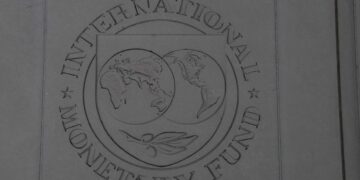 МВФ затвердив нові терміни запровадження ПДВ для ФОПів