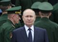Путін кидає майже половину бюджету РФ на війну проти України, – ГУР