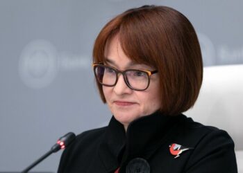 The Times: удары по НПЗ толкают экономику России к эндшпилю