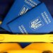Податківці зможуть слідкувати за виїздами українців за кордон